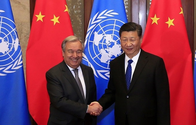 2018年4月8日, 联合国秘书长古特雷斯在北京同中国国家主席习近平举行会晤。
